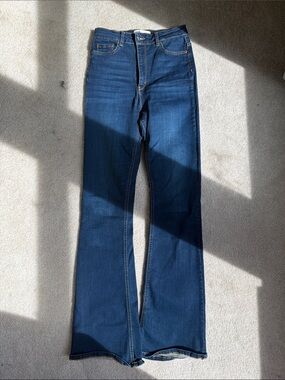 Zara High Waisted Boot Cut Jeans Size 4